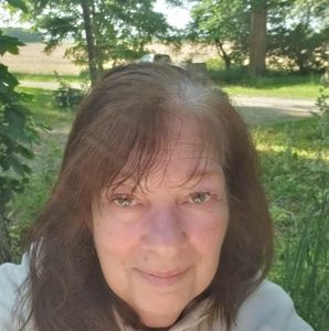 Meet your Posher, Carole